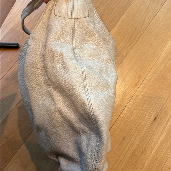 Hobo International Leather Shoulder Bag Purse Cream Silver - Picture 6 of 8